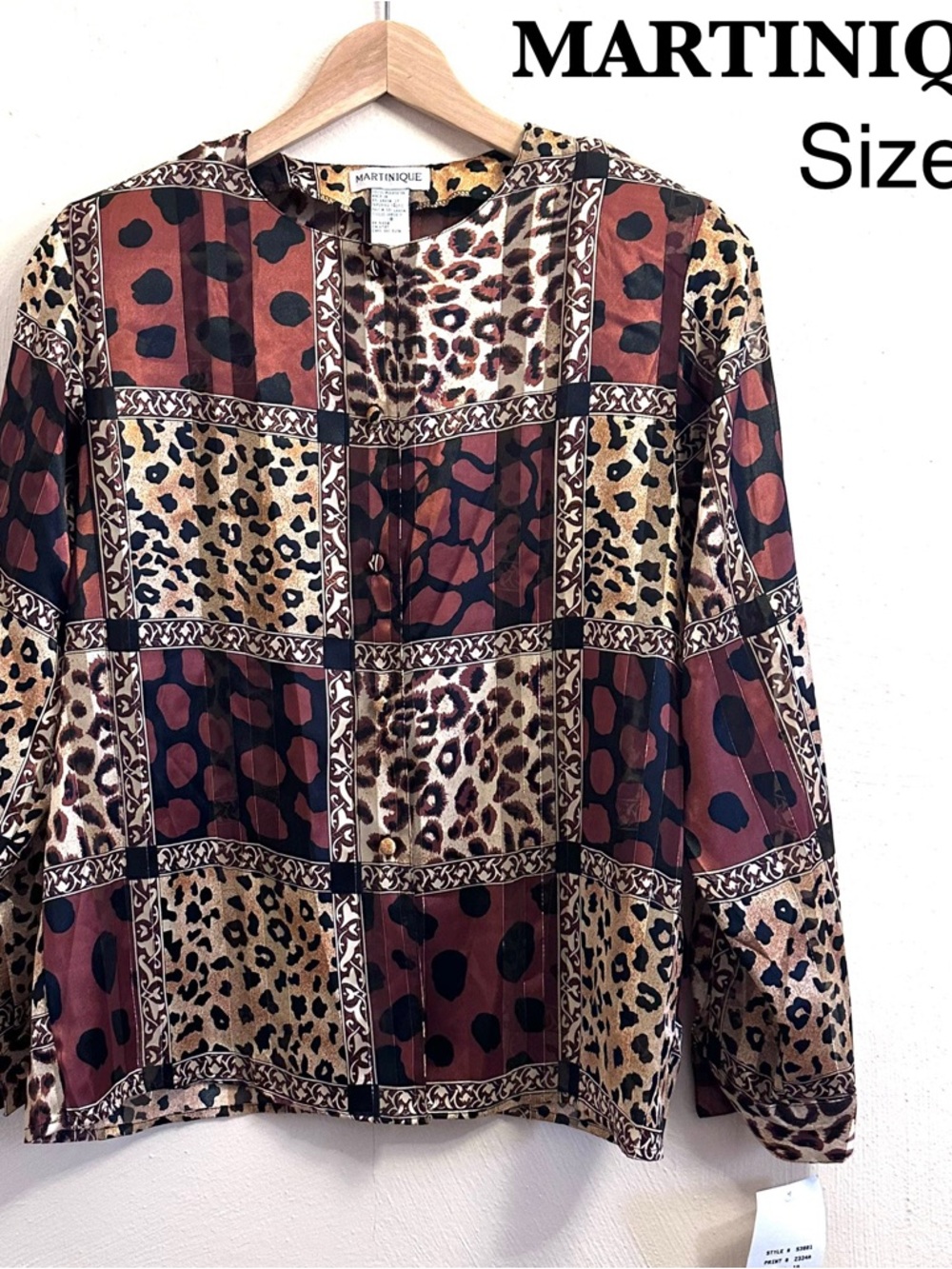 5/$15💥 Martinique Animal Print Sheer Button Down Shirt Blouse Top
